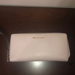 Michael Kors wristlet in blush pink